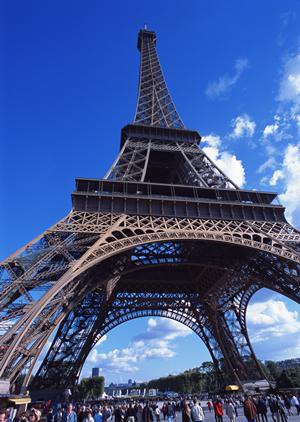 福岡市博多区に位置する東横INN博多駅南：快適なビジネスと観光に最適なホテル